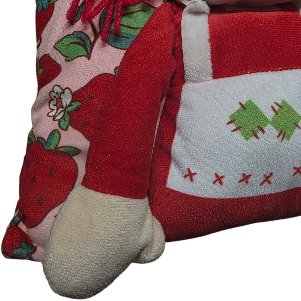 Strawberry Shortcake Plush Character Pillow Pink Red Retro 2024 Jay Franco - Picture 4 of 10